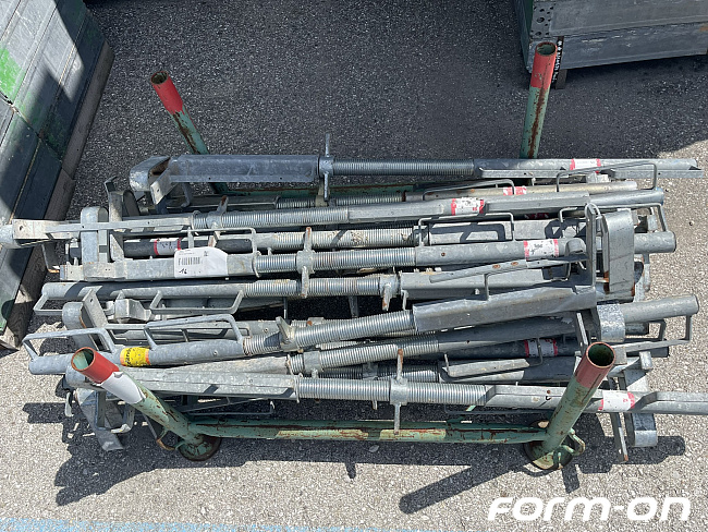 Hünnebeck - Schalungszubehör - Geländerhalter S | für sichere Baustellenränder