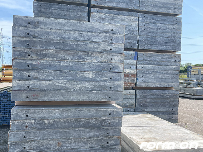 Doka - Wandschalung - Framax-Elemente 1,35x2,70m | 1 Bund mit 8 Stück