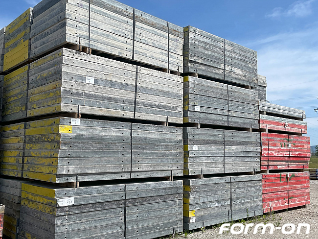 Doka - Wandschalung - Framax Xlife Elemente 1,35x2,70m | 1 Bund mit 8 Stück