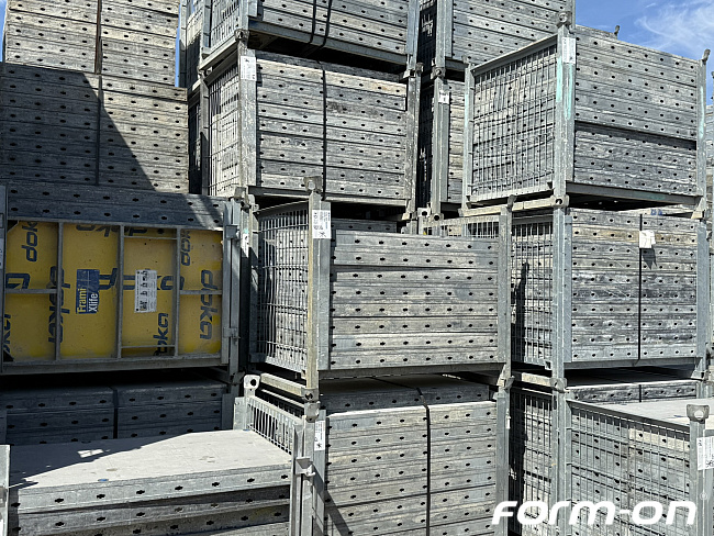 Doka - Wandschalung - Frami Schalungspaket gebraucht kaufen | ca. 358 m² inkl. Zubehör