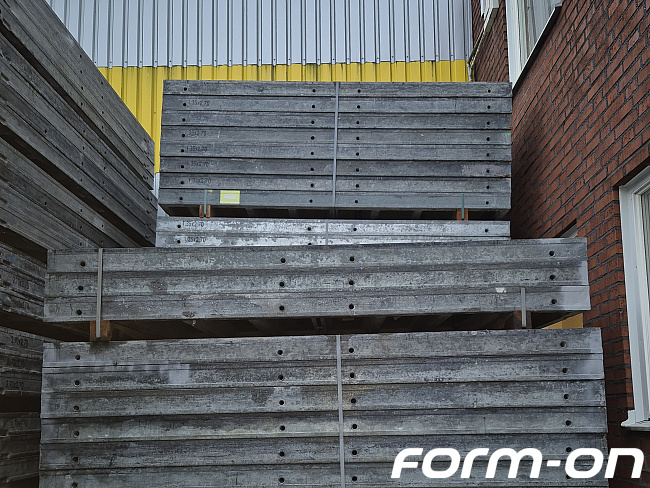 Doka - Wandschalung - Framax Xlife Wandschalung 2,70 × 2,70 m – 1 Komplettladung mit Überbreite