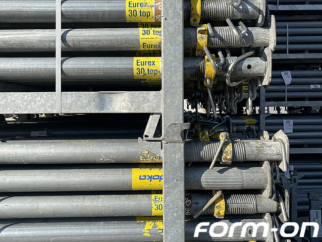 Doka - Deckenstütze - Deckenstütze Eurex 30 top 400 –  jetzt Stapelpalettenpreis sichern 