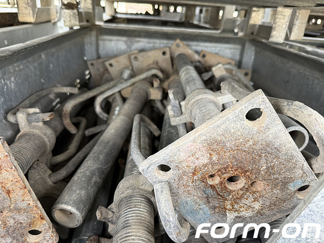 Doka - Traggerüst - Aluxo & Staxo 100 Zubehör kaufen – Systemkomponenten in verschiedenen Qualitäten verfügbar
