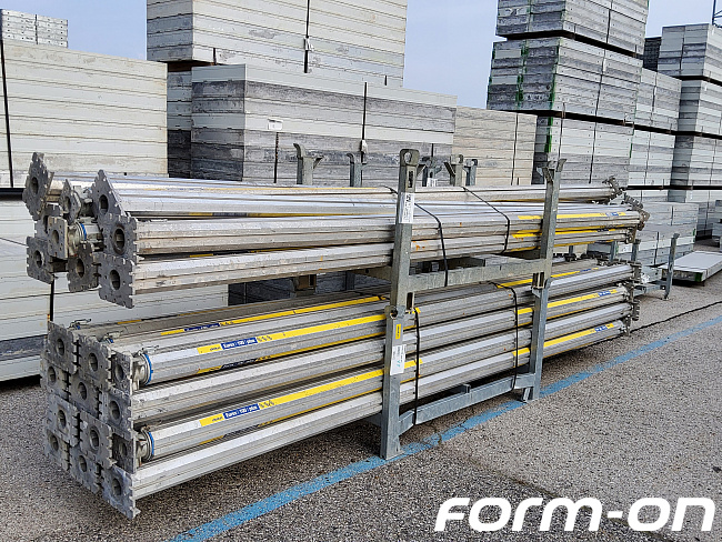 Doka - Deckenstütze - Eurex 100 plus 550 Deckenstützen – Restposten im Abverkauf