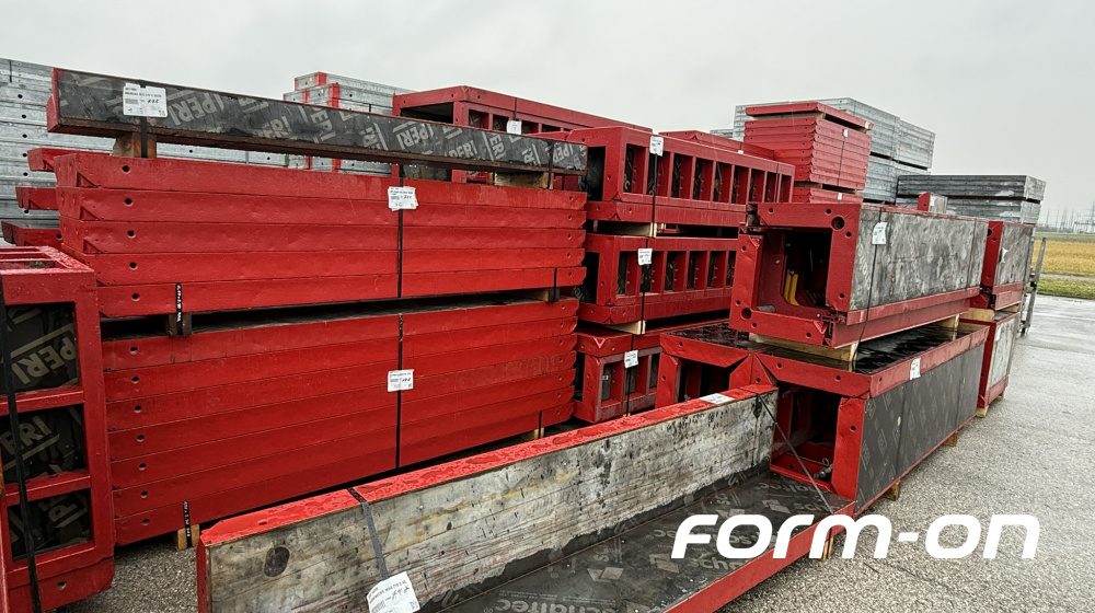 PERI -  - PERI MAXIMO 2,70 m – gebrauchte MX Wandschalung für effiziente Betonwände